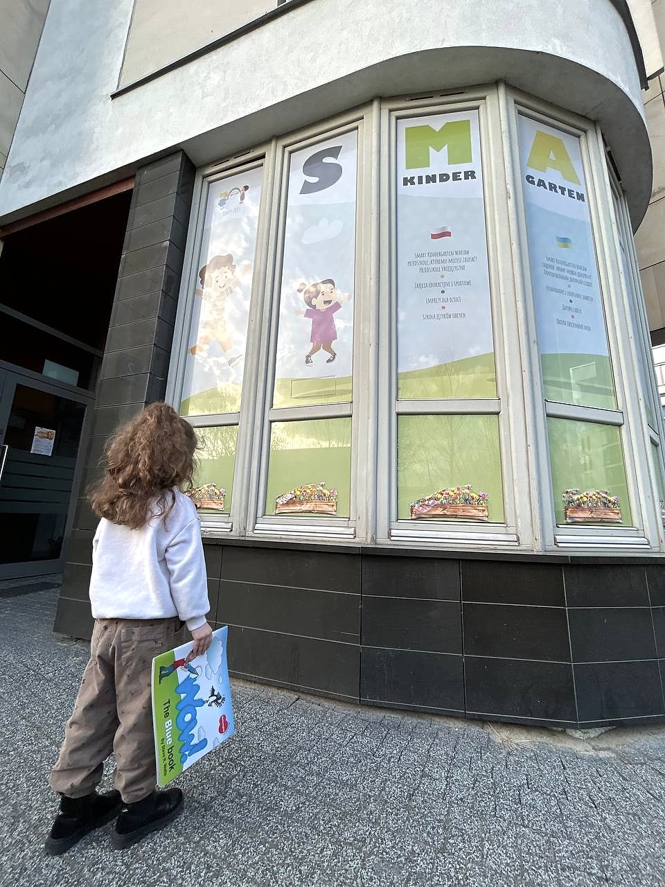 Wejście do Smart Preschool Wilanów