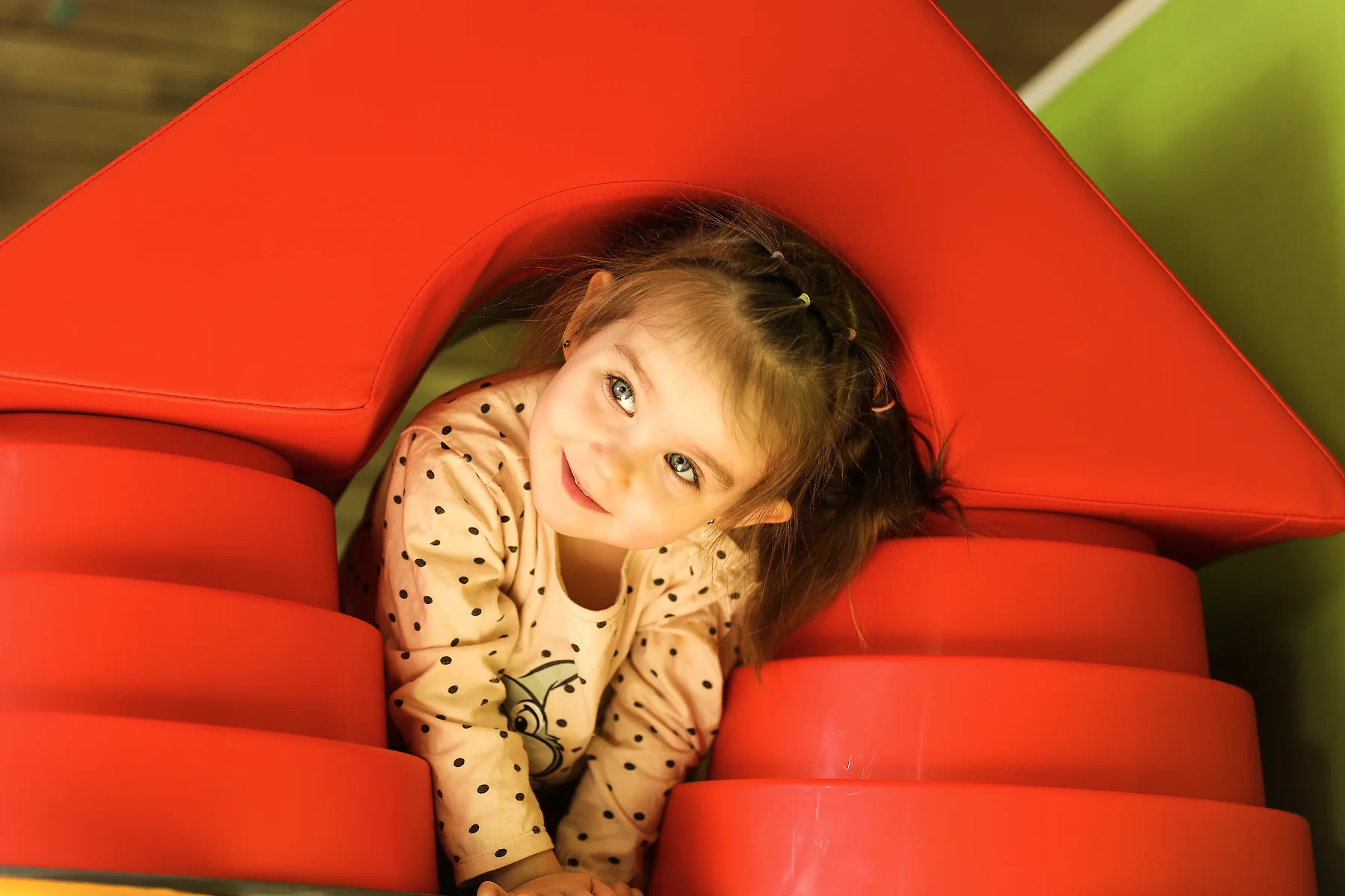 Dziecko podczas zabawy w Smart Preschool Wilanów
